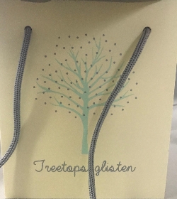 Treetops glisten gift bag